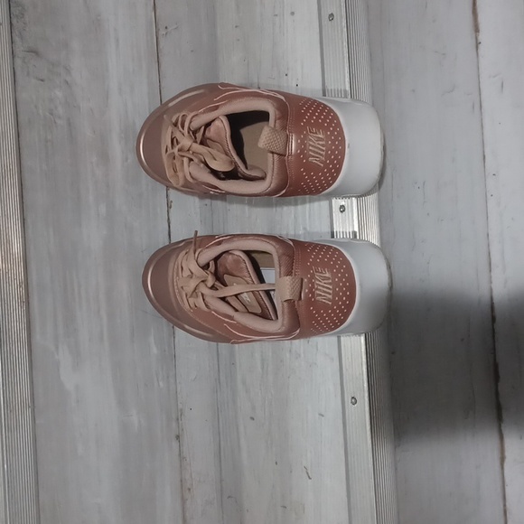 Nike Air Max Thea Rose Gold 9.5 - Picture 4 of 5